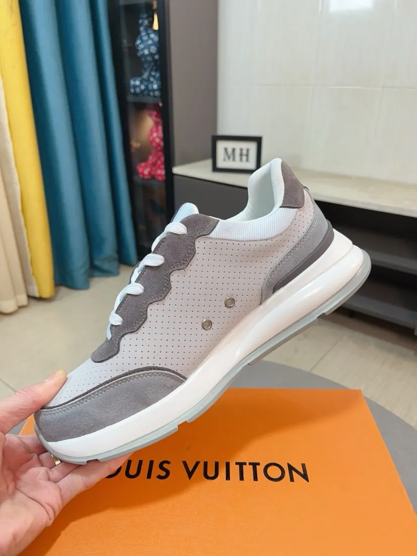 Men's shoes💰438🌹🌹[LV]🌹High-end brand of men's shoes: Official website 1:1 Latest masterpiece: The upper is made of Italian imported first-layer cowhide with special materials➕Full genuine leather lining🔥, making walking more convenient and comfortable! Exclusive new style, stunning work [color]! Create a fashionable personality to set off your uniqueness! A must-have for trendy men! Classic🔥Number: 38-44